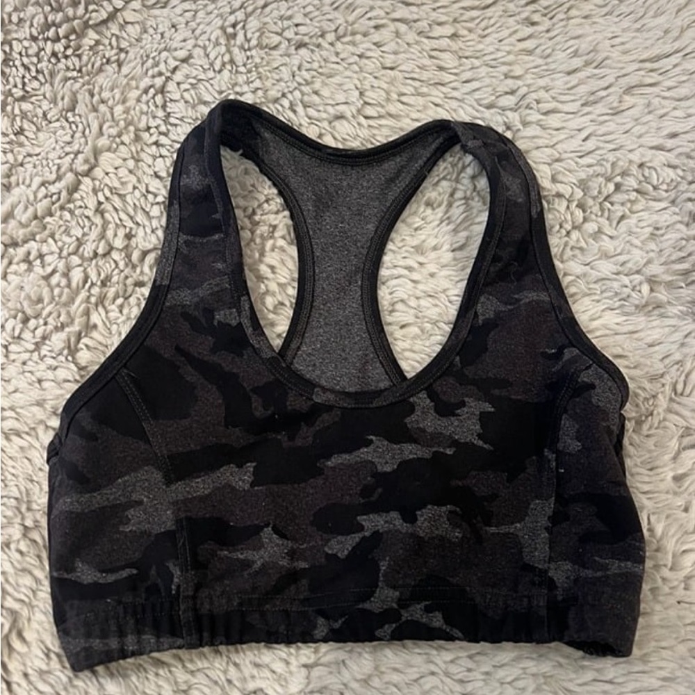 NWOT CAMO SPORTS BRA